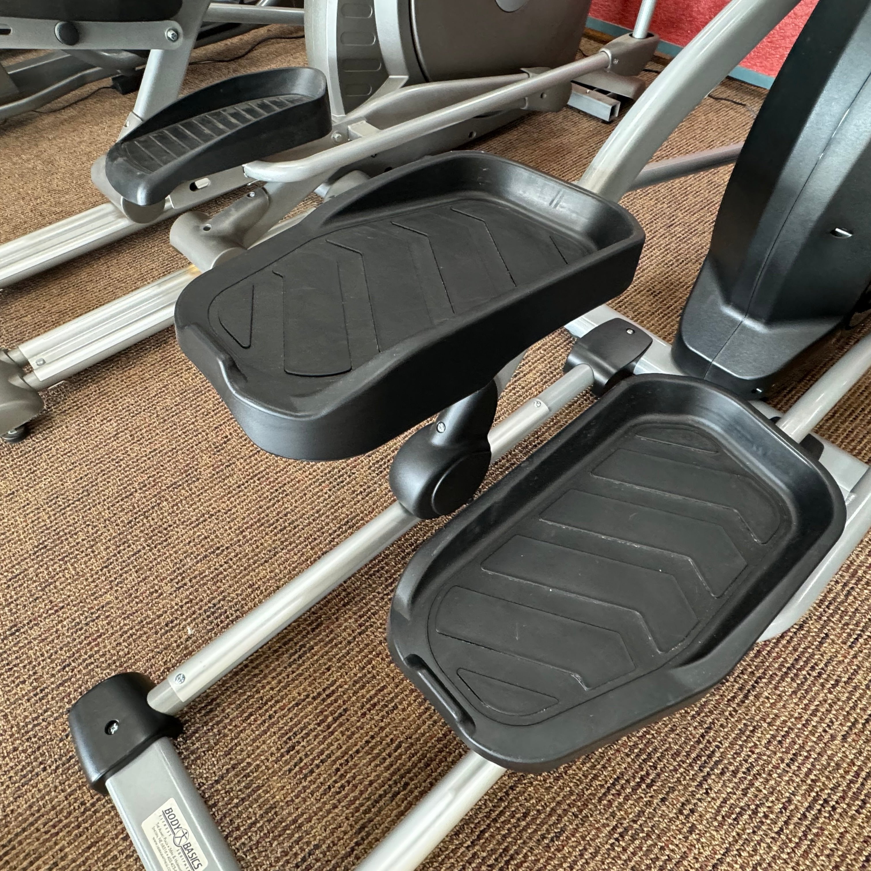 Pre-owned Spirit XE195 Elliptical Newer Generation